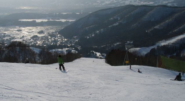 忙しい毎日でも非日常を体験できる日帰りスキーツアーの新しい楽しみ方